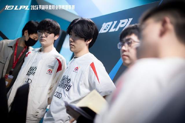 训练场上 训练场上